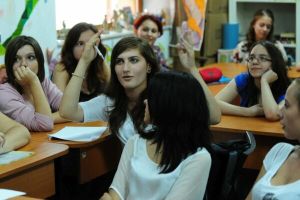 Sute de elevi din România au participat la concursul European Money Quiz Sute de elevi din România au participat la concursul European Money Quiz