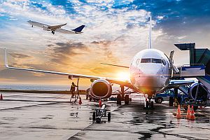 Cursele charter decolează, de astăzi, spre destinaţii din Grecia Cursele charter decolează, de astăzi, spre destinaţii din Grecia