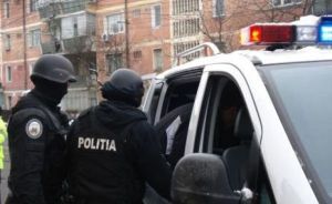 Percheziţii în Vrancea la persoane suspecte de evaziune fiscală în domeniul materialelor reciclabile Percheziţii în Vrancea la persoane suspecte de evaziune fiscală în domeniul materialelor reciclabile