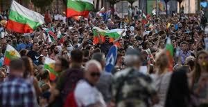 Noi proteste în Bulgaria dupã ce prim-ministrul refuzã din nou sã demisioneze Noi proteste în Bulgaria dupã ce prim-ministrul refuzã din nou sã demisioneze