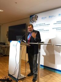 ªedinþa Senatului pentru dezbaterea proiectului privind carantinarea ºi izolarea - suspendatã ªedinþa Senatului pentru dezbaterea proiectului privind carantinarea ºi izolarea - suspendatã