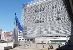 Justiþia europeanã ne obligã sã plãtim 3 milioane euro cãtre CE Justiþia europeanã ne obligã sã plãtim 3 milioane euro cãtre CE