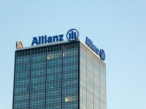 Veniturile Allianz Grup au fost de 73,5 miliarde de euro în prima jumătate a anului Veniturile Allianz Grup au fost de 73,5 miliarde de euro în prima jumătate a anului