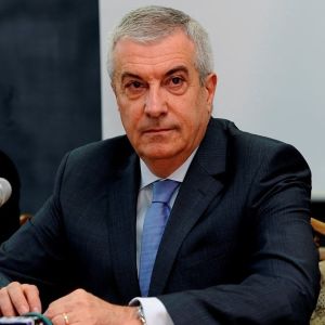 "Executivul are obligaţia să dubleze alocaţiile şi să respecte majorarea pensiilor cu 40%" "Executivul are obligaţia să dubleze alocaţiile şi să respecte majorarea pensiilor cu 40%"