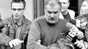 Dan Hosu, soþul ºefei DIICOT, condamnat la 3 ani de inchisoare cu suspendare în primã instanþã Dan Hosu, soþul ºefei DIICOT, condamnat la 3 ani de inchisoare cu suspendare în primã instanþã