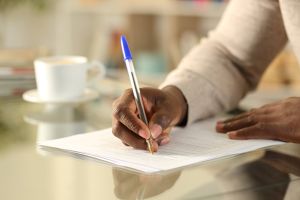 Cercetătorii au identificat noi gene datorită cărora oamenii pot fi stângaci sau dreptaci Cercetătorii au identificat noi gene datorită cărora oamenii pot fi stângaci sau dreptaci