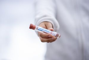 Clinică medicală din Bucureşti, închisă după ce 6 angajaţi au fost confirmaţi cu COVID-19 Clinică medicală din Bucureşti, închisă după ce 6 angajaţi au fost confirmaţi cu COVID-19