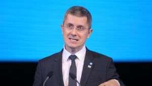 "Am decis ca până la finalul lunii februarie să aprobăm, în Guvern, legea privind desfiinţarea SIIJ" "Am decis ca până la finalul lunii februarie să aprobăm, în Guvern, legea privind desfiinţarea SIIJ"