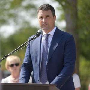 "Vom semna săptămâna aceasta un protocol cu un institut de cercetare de la Măgurele pentru a măsura poluarea în Bucureşti" "Vom semna săptămâna aceasta un protocol cu un institut de cercetare de la Măgurele pentru a măsura poluarea în Bucureşti"
