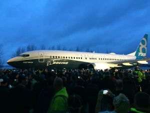 O aeronavă Boeing 777 a aterizat de urgenţă la Moscova, din cauza unor probleme la motor O aeronavă Boeing 777 a aterizat de urgenţă la Moscova, din cauza unor probleme la motor