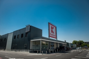 "Kaufland" România anunţă că va suporta transferul contribuţiilor sociale "Kaufland" România anunţă că va suporta transferul contribuţiilor sociale