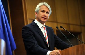 Ministrul Finanţelor Publice Eugen Teodorovici Ministrul Finanţelor Publice Eugen Teodorovici
