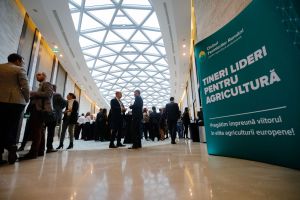 Clubul Fermierilor Români lansează programul "Tineri Lideri pentru Agricultură" Clubul Fermierilor Români lansează programul "Tineri Lideri pentru Agricultură"