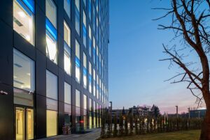 Clădirea de birouri Ana Tower va fi inaugurată la sfârşitul lunii martie Clădirea de birouri Ana Tower va fi inaugurată la sfârşitul lunii martie