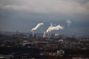 "Ţinta UE pentru emisiile de CO2 necesită o reducere foarte puternică în sectoarele rezidenţial şi industrial" "Ţinta UE pentru emisiile de CO2 necesită o reducere foarte puternică în sectoarele rezidenţial şi industrial"