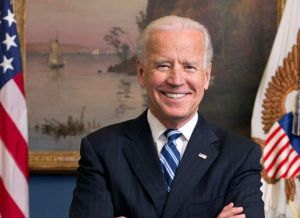 Joe Biden cere Congresului american sã voteze un plan "robust" pentru revenirea economiei dupã criza COVID Joe Biden cere Congresului american sã voteze un plan "robust" pentru revenirea economiei dupã criza COVID