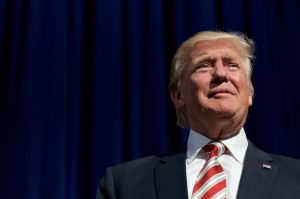 Justiþia din California respinge decizia lui Trump de îngheþare a acordãrii unor vize de muncã în IT Justiþia din California respinge decizia lui Trump de îngheþare a acordãrii unor vize de muncã în IT
