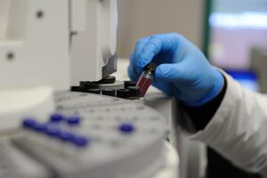 Analizele ºi investigaþiile medicale cu trimitere se vor putea face oriunde în þarã Analizele ºi investigaþiile medicale cu trimitere se vor putea face oriunde în þarã