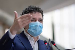 ''Marius Coaje, înlocuit cu Edmond Niculuºcã la conducerea Administraþiei pentru Consolidarea Clãdirilor'' ''Marius Coaje, înlocuit cu Edmond Niculuºcã la conducerea Administraþiei pentru Consolidarea Clãdirilor''