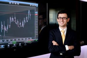 "Nou maxim istoric pentru Bitcoin, depãºind nivelurile din 2017.. o nouã bulã speculativã?" "Nou maxim istoric pentru Bitcoin, depãºind nivelurile din 2017.. o nouã bulã speculativã?"