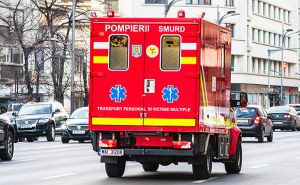 3 tineri, rãniþi într-un accident rutier pe DN 24D 3 tineri, rãniþi într-un accident rutier pe DN 24D