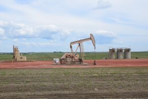 OPEC şi statele aliate au convenit creşterea producţiei de petrol cu 500.000 de baril pe zi OPEC şi statele aliate au convenit creşterea producţiei de petrol cu 500.000 de baril pe zi
