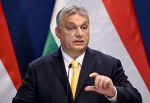 Viktor Orban vrea sã-ºi creeze propria forþã politicã în UE, dupã ieºirea Fidesz din PPE Viktor Orban vrea sã-ºi creeze propria forþã politicã în UE, dupã ieºirea Fidesz din PPE