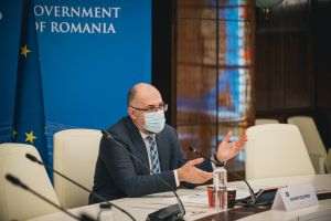 ''Într-o pandemie, într-o criză, din viaţa oamenilor nu faci subiecte politice'' ''Într-o pandemie, într-o criză, din viaţa oamenilor nu faci subiecte politice''