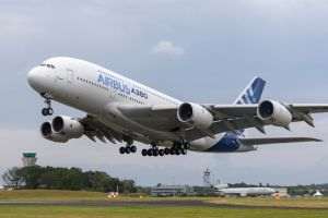 Airbus îşi va transforma structura europeană în domeniul aerostructurilor Airbus îşi va transforma structura europeană în domeniul aerostructurilor