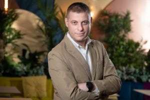 "eCommerce-ul devine canalul principal pentru achiziţiile în siguranţă ale românilor" "eCommerce-ul devine canalul principal pentru achiziţiile în siguranţă ale românilor"